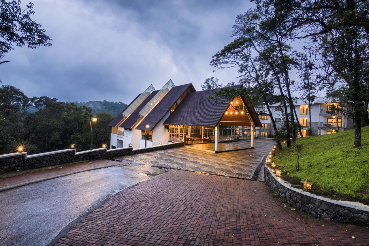 Elixir Hills Suites Resort And Spa Munnar Exteriör bild